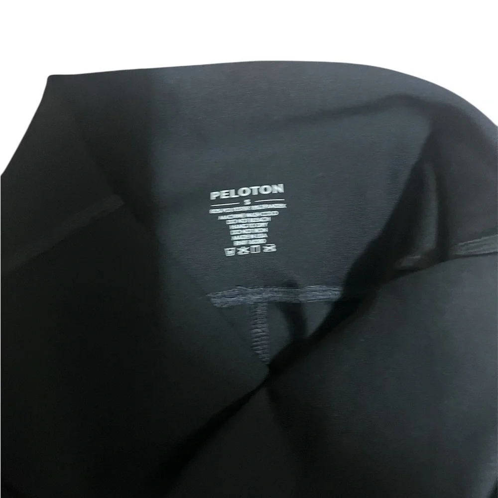 Peloton show up black Floral high rise leggings size small